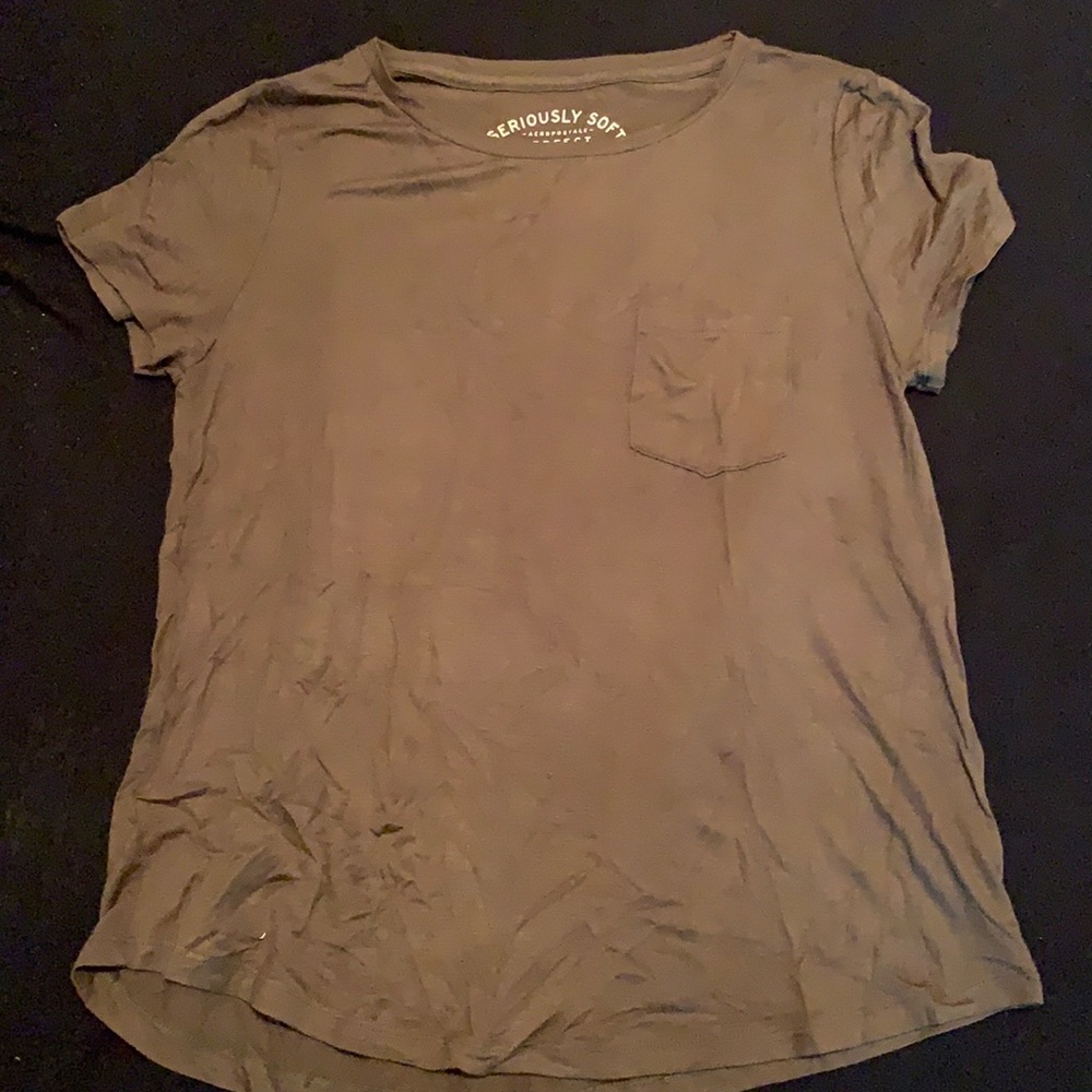 Army green tshirt. Good condition